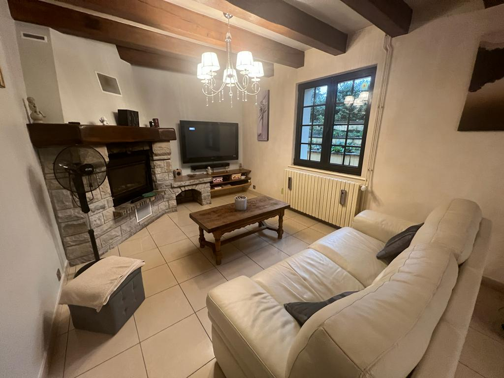 Photo SUPERBE PROPRIETE 2 MAISONS  HANGAR PISCINE GARAGES TERRAIN 3756 M² PROCHE  HERICOURT image 6/6