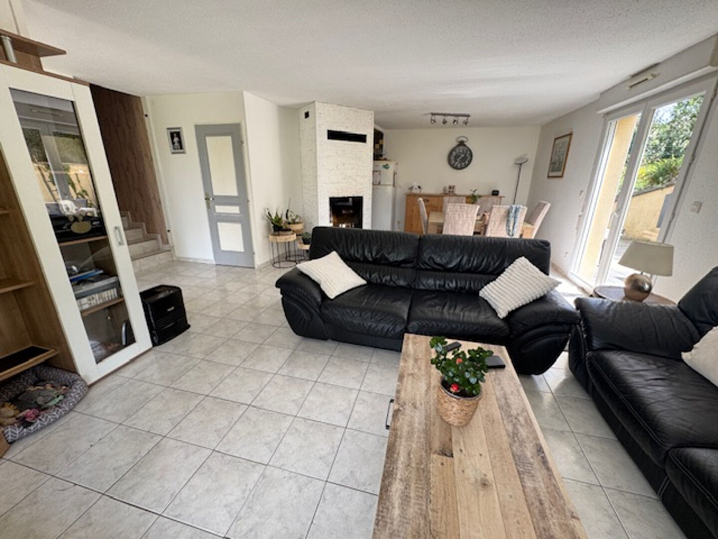 Photo MAISON  SANS VIS A VIS CALME  4 CHAMBRES  3 GARAGES TERRAIN 727 M² PROCHE HERICOURT image 3/6