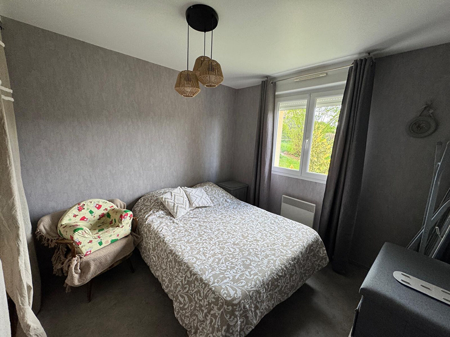 Photo MAISON  SANS VIS A VIS CALME  4 CHAMBRES  3 GARAGES TERRAIN 727 M² PROCHE HERICOURT image 6/6