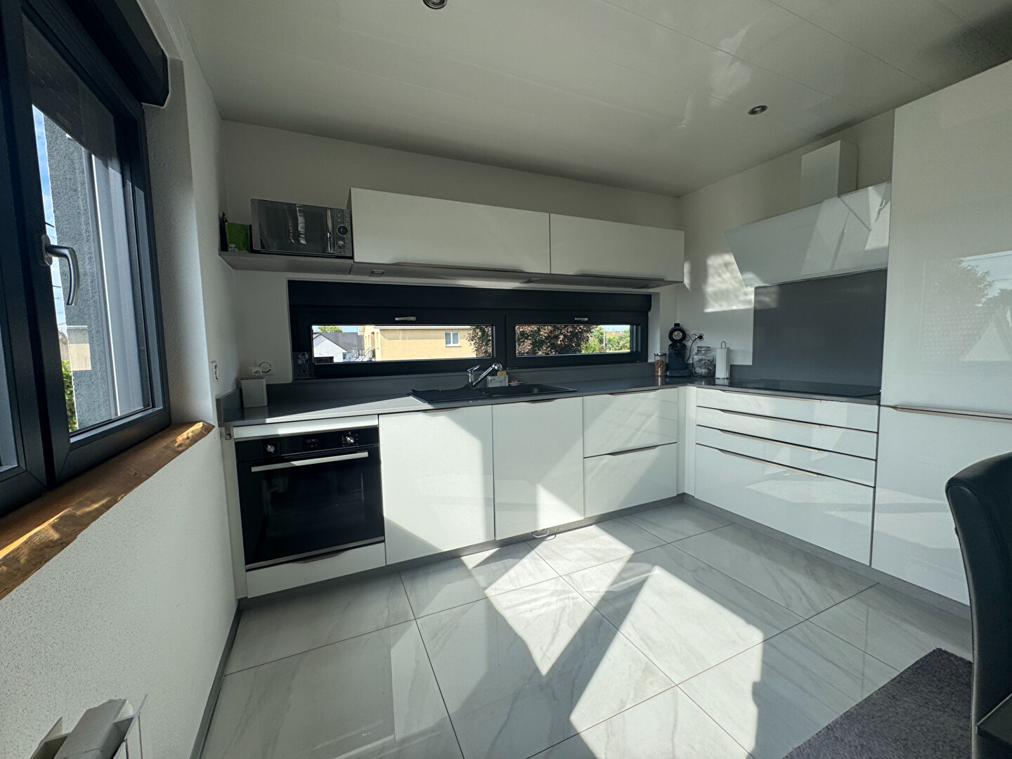 Photo MAISON  D'ARCHITECTE  + LOCAL OU  APPART 230 M²   TERRAIN  1216  M² ROYE image 4/6