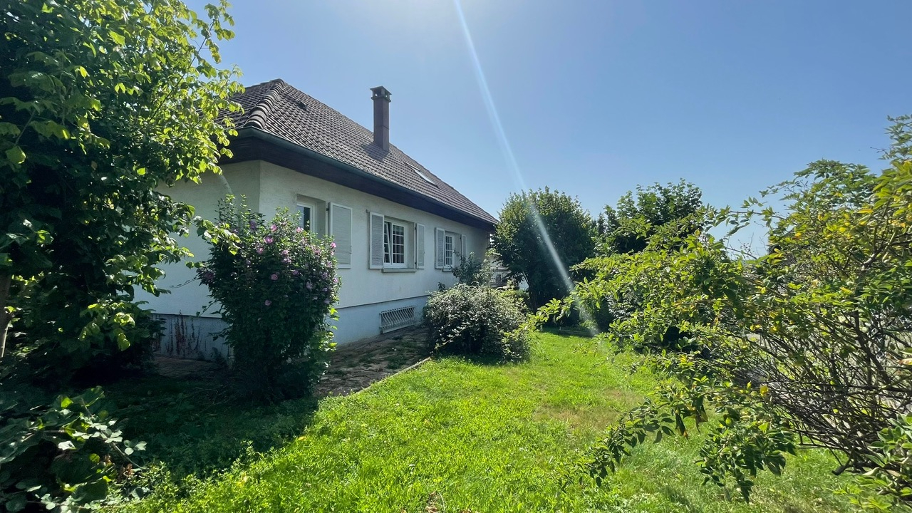 Photo MAISON  TRADITIONNELLE  SEMI-PLAIN PIED  140 M² 7 PIECES  HERICOURT IMPASSE image 2/6