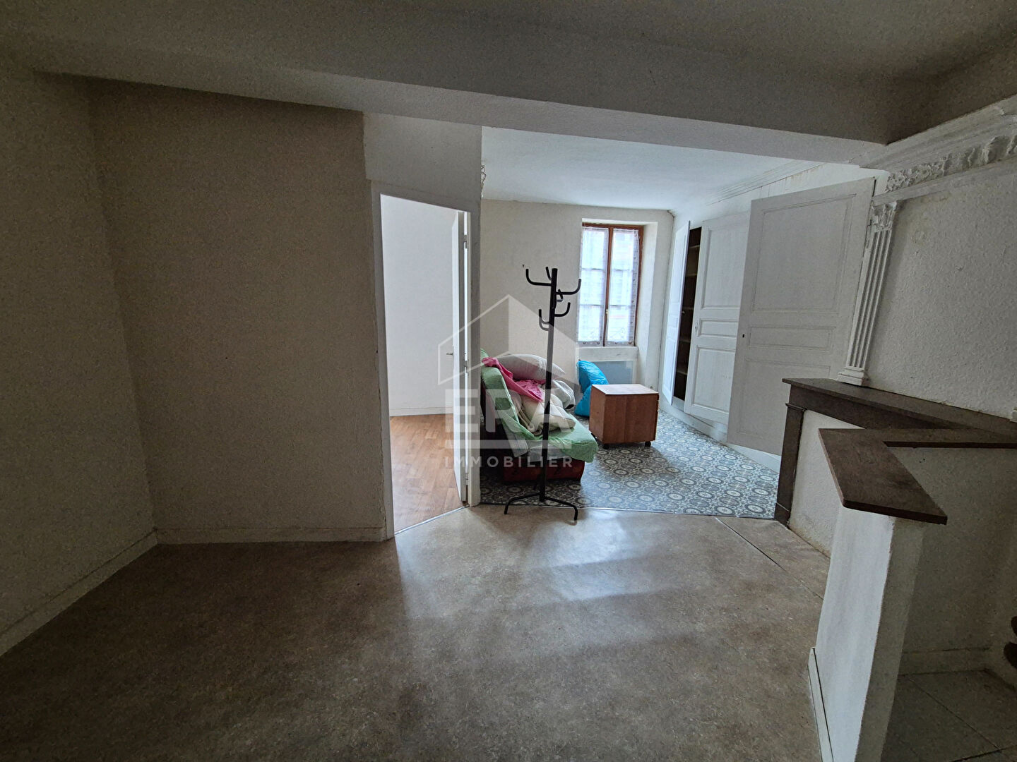 Photo Immeuble Val Revermont  centre village TREFFORT image 6/6