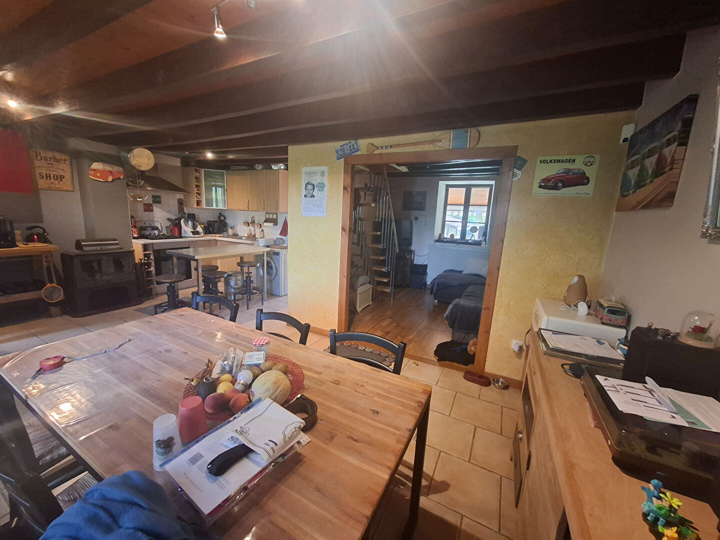 Photo Corps de ferme en pleine nature avec nombreuse dépendances image 4/6