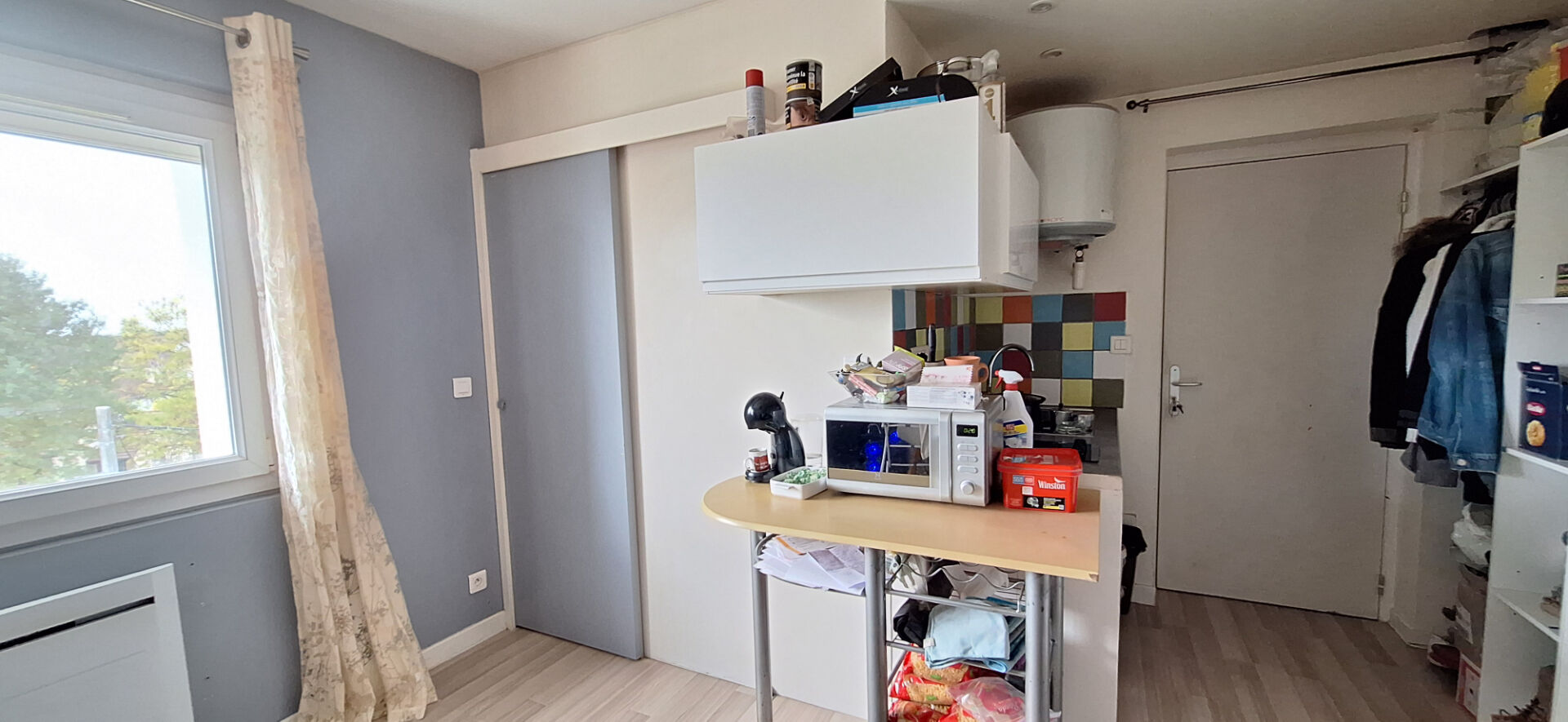 Photo Bourg En Bresse proche gare et commerces  appartement  T1 de  15 m2 ENVIRON + cave de 5 m2 image 4/6