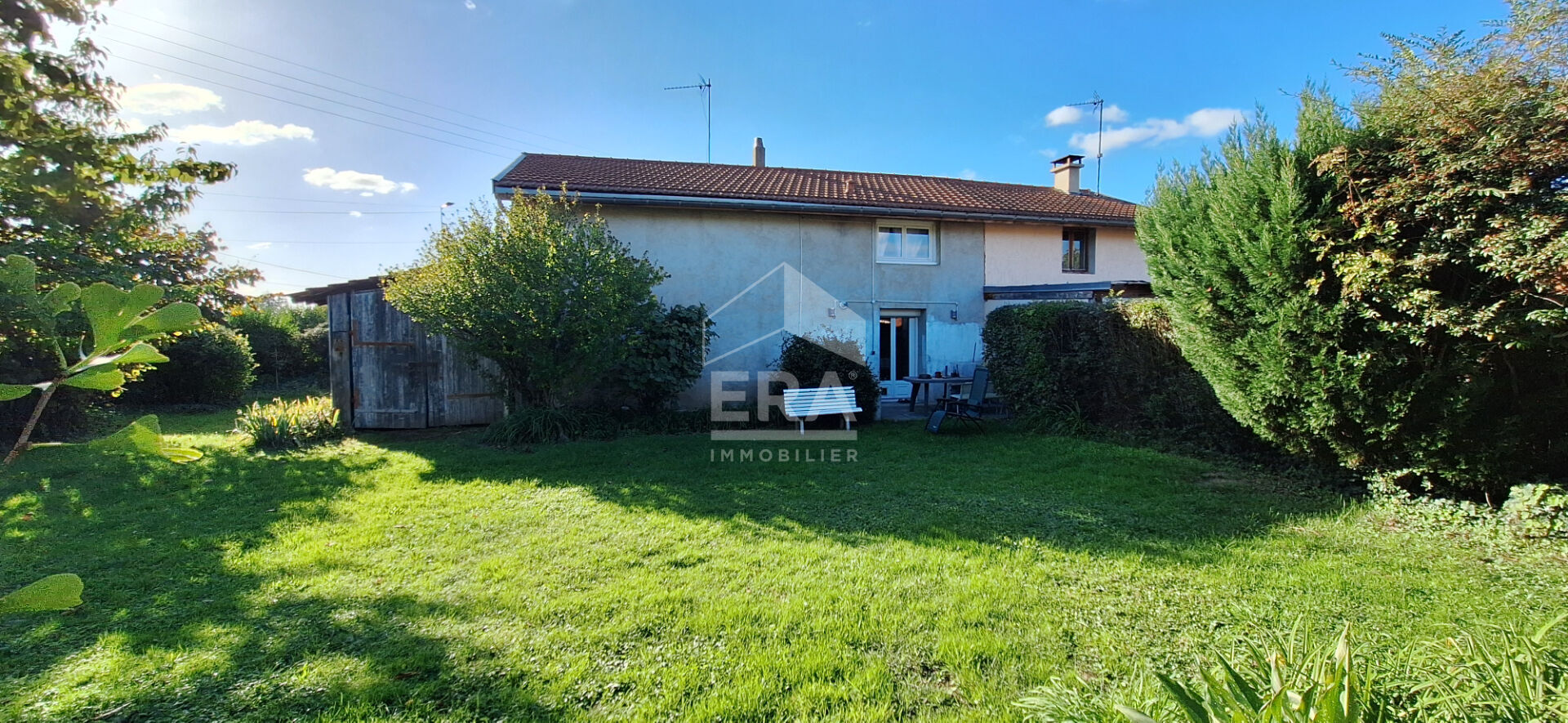 Photo Charmante Maison à Vendre à Bourg-en-Bresse - 4 pièces avec Jardin ! image 2/6