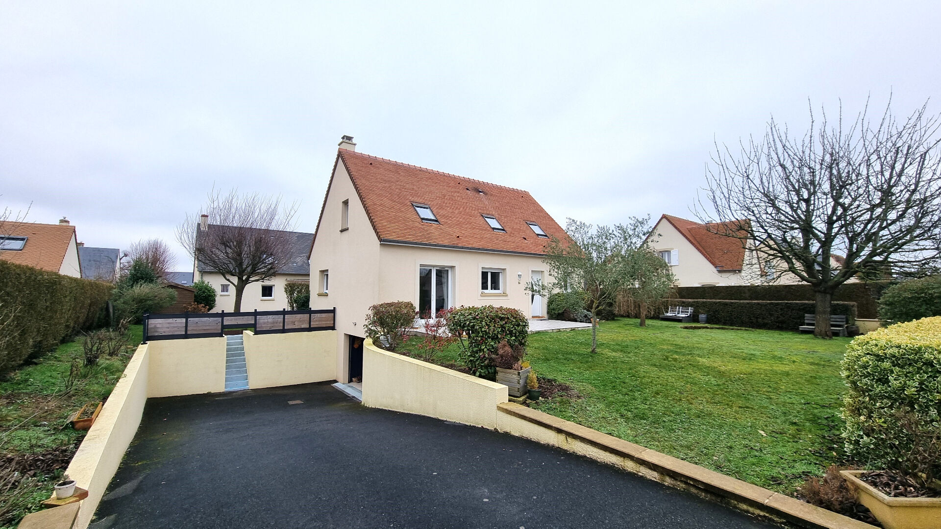 Photo Maison individuelle CAEN NORD - 7 pièces - 123 m2 image 1/6