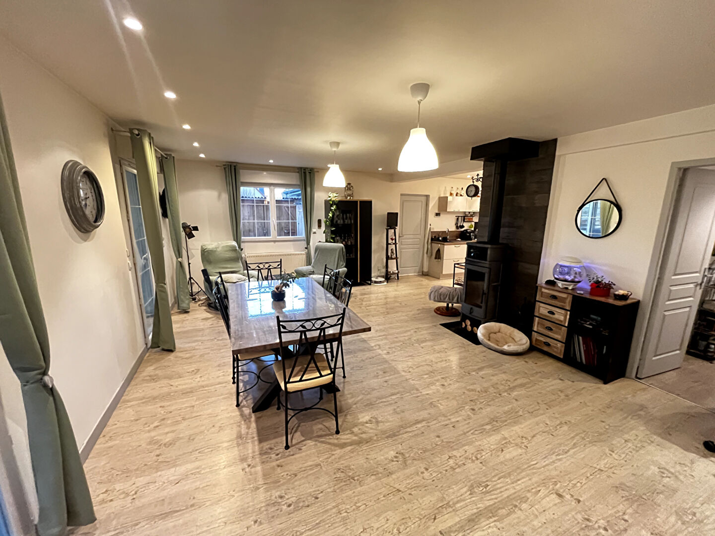 Photo Maison de 181m2 - 5 chambres image 2/6