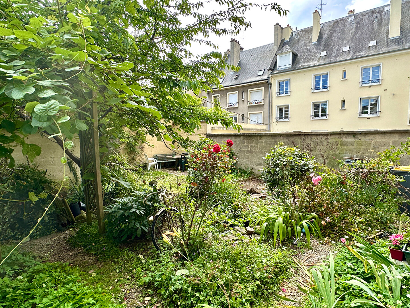 A LOUER - T3 de 66,39m2 avec jardin - CAEN Abbaye aux Dames - Campus 1