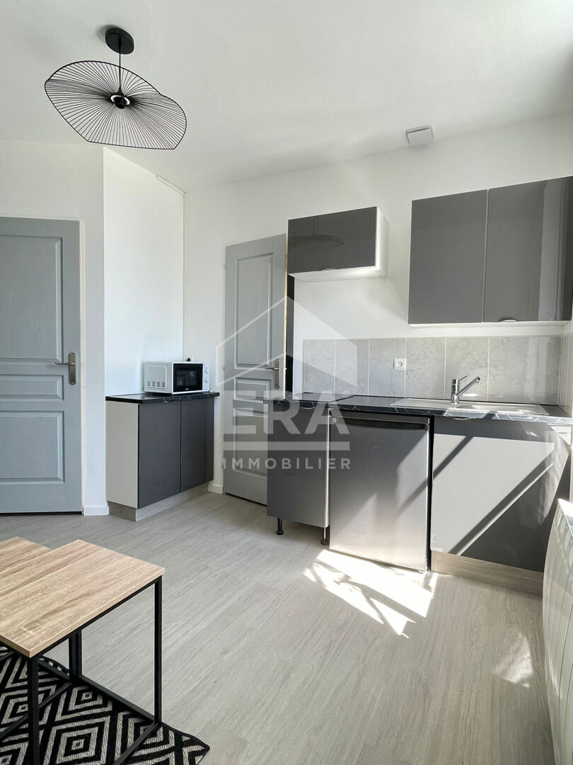 Photo A LOUER - CAEN rue de Bayeux - 2PP 31 m2 image 4/6