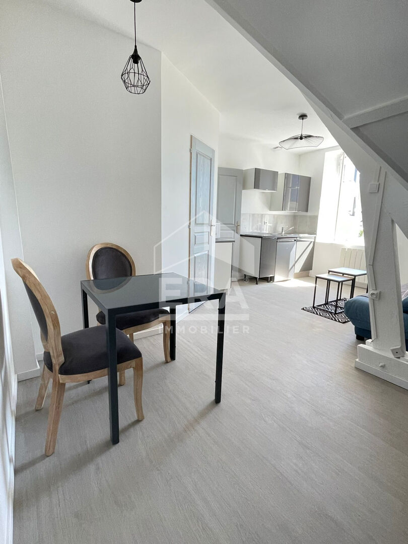 Photo A LOUER - CAEN rue de Bayeux - 2PP 31 m2 image 5/6