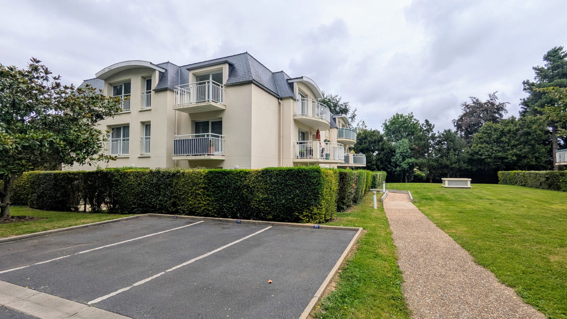 Appartement 3 pièces 70 m2 avec piscine