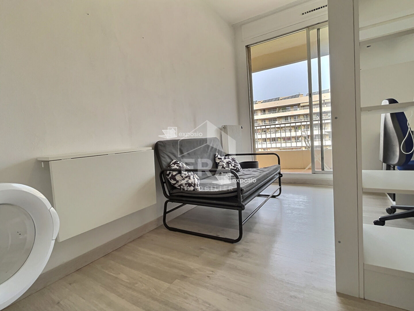 Photo A vendre Studio meublé avec terrasse Vue Jardin proche facultés 