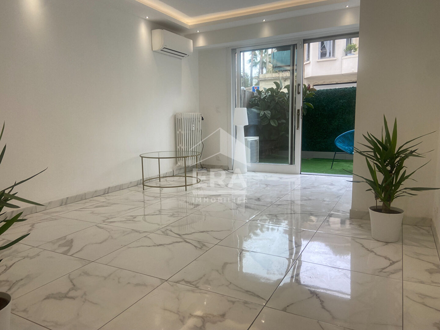 Photo A LOUER 2 PIECES image 1/4