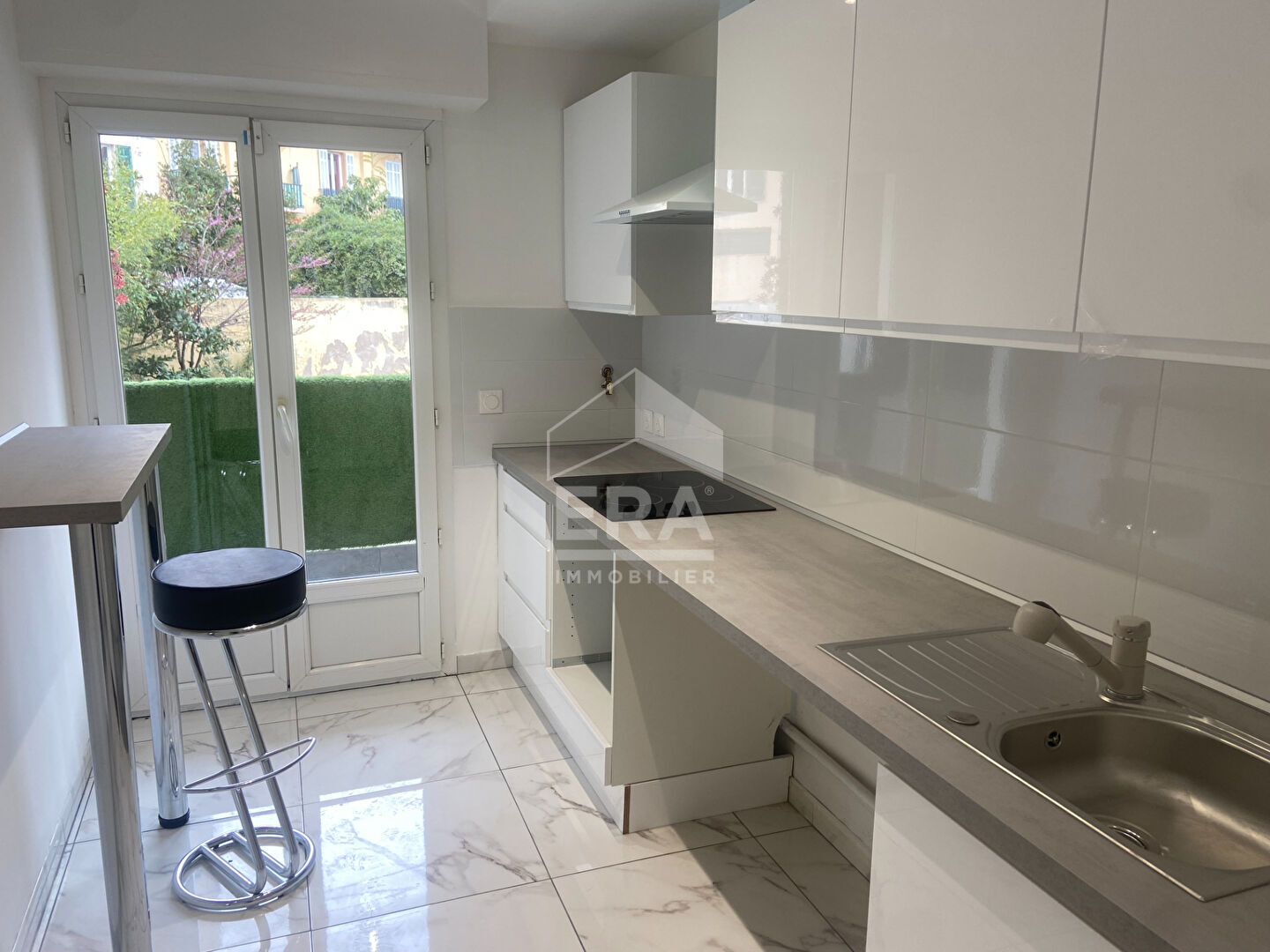 Photo A LOUER 2 PIECES image 3/4