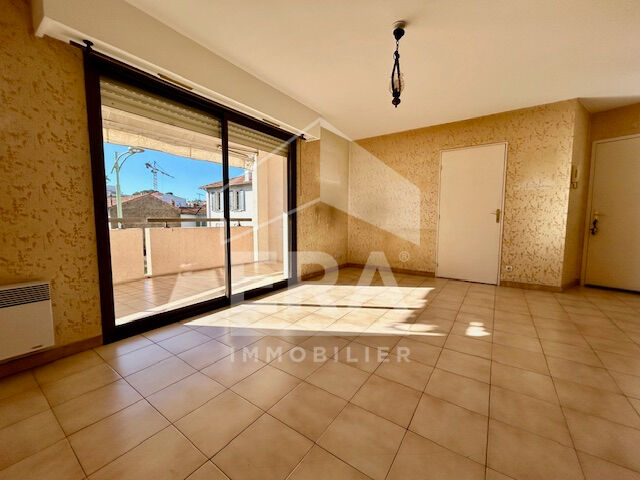 Photo Appartement 2 pièces à rénover image 1/6