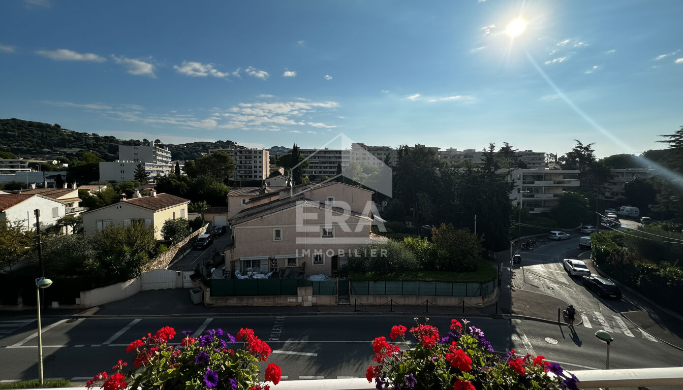 Photo Appartement Le Cannet 3 pièces 69 m2 image 2/6