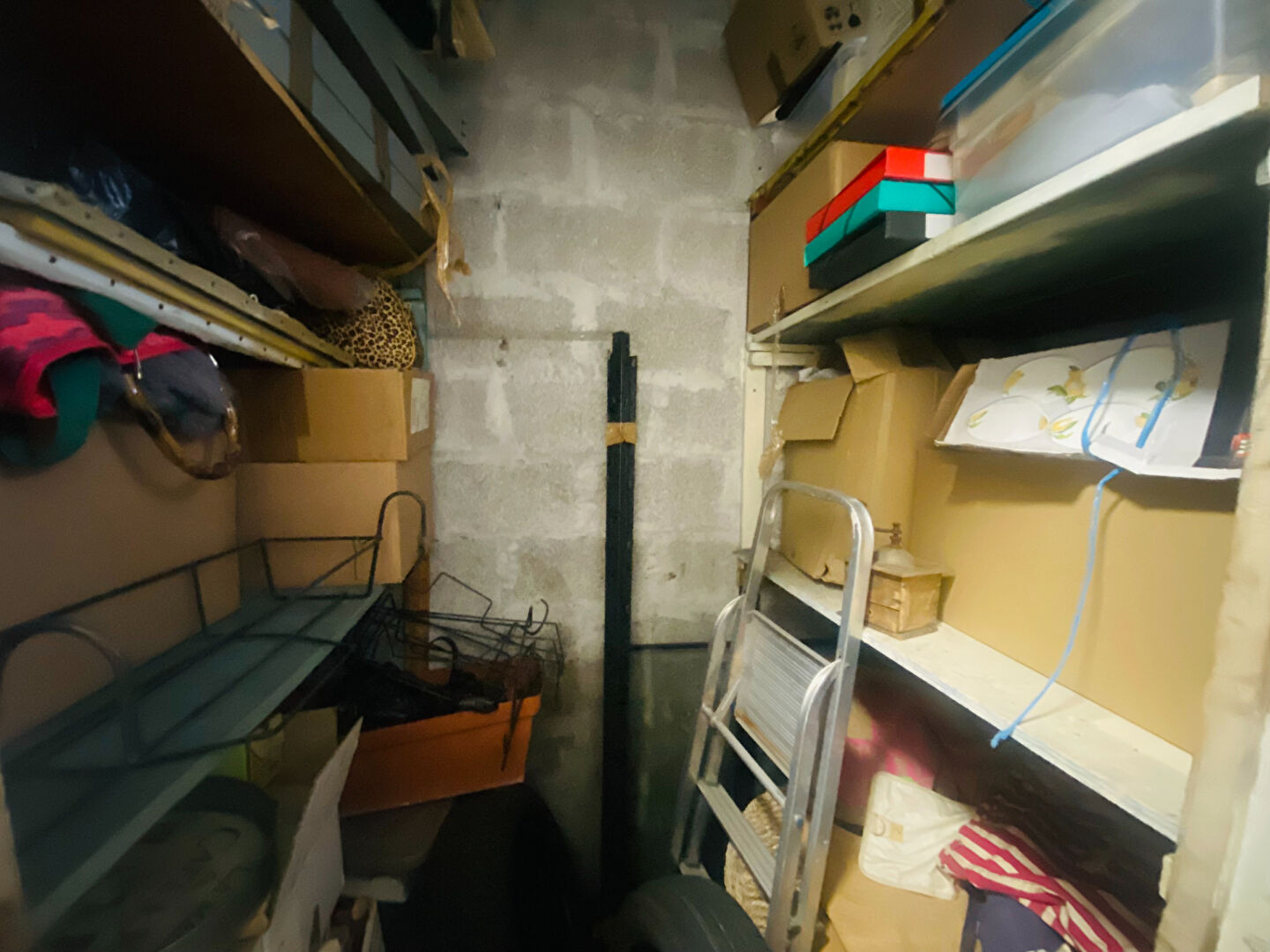 Photo Cave Le Cannet 3 m2 image 2/3