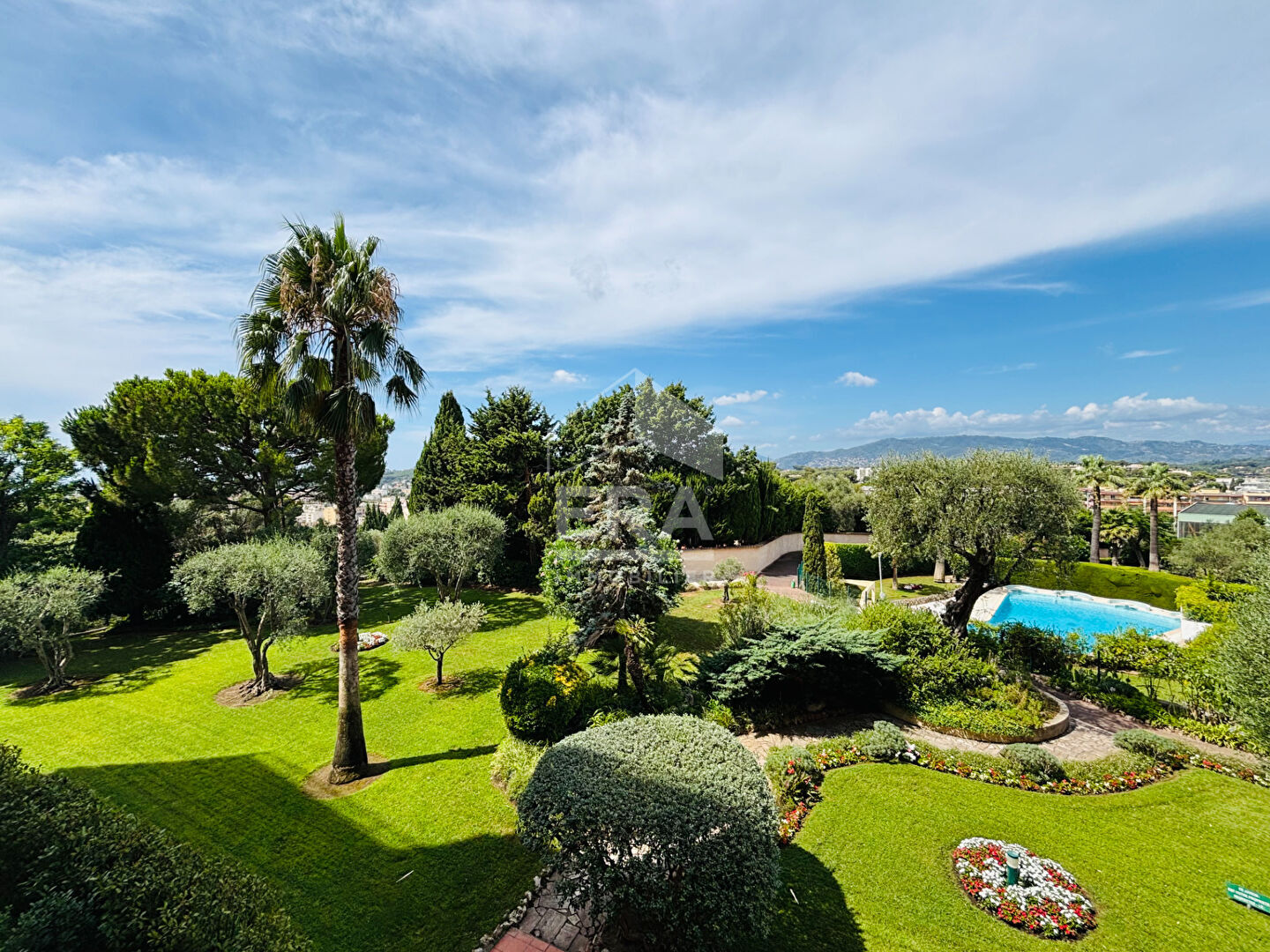 Photo Appartement Le Cannet 3 pièce(s) 84 m2 / Cave et Parking image 1/6