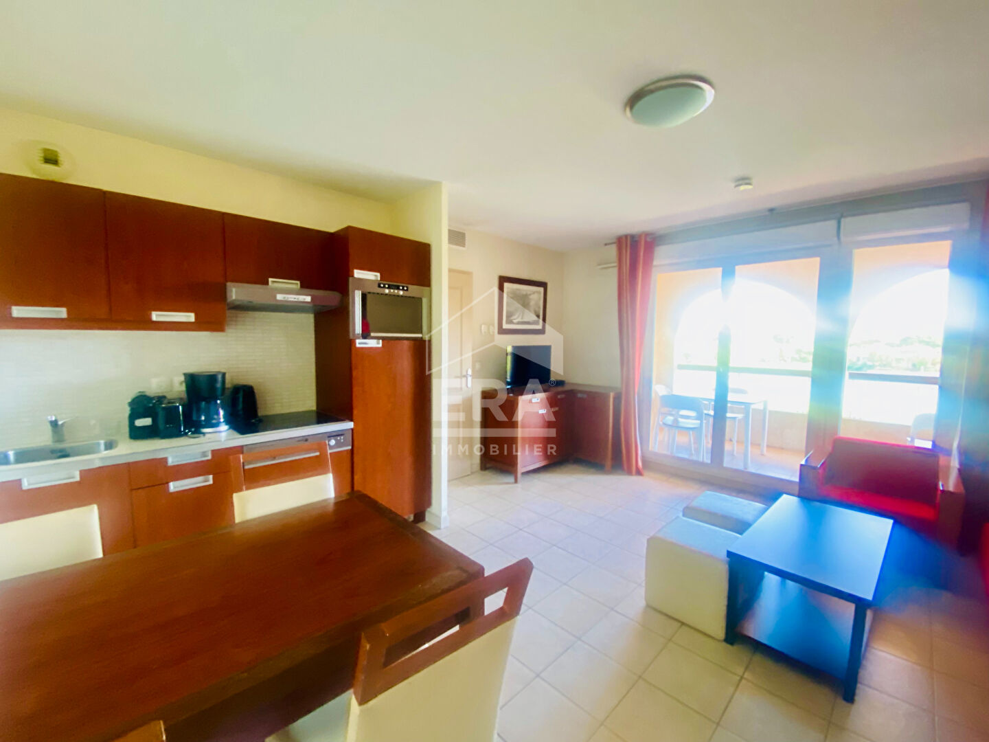 Appartement Mandelieu La Napoule 2 pièce(s) 38 m2 RESIDENCE DE TOURISME