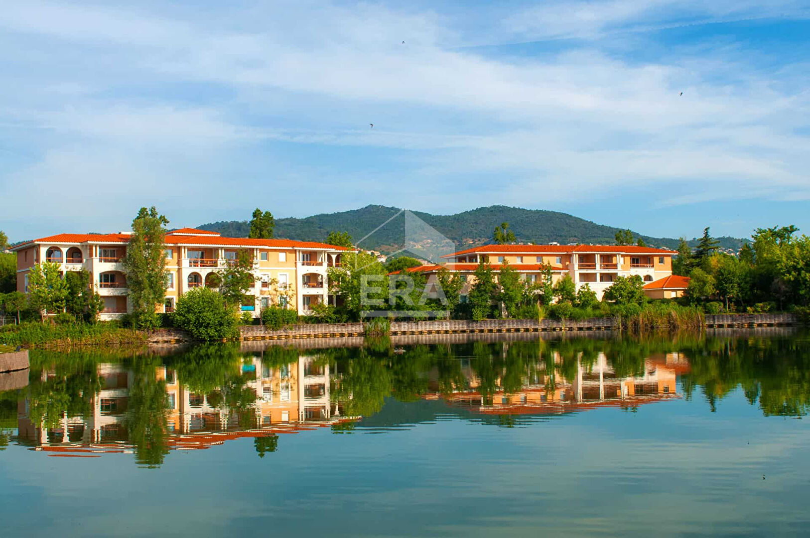 Photo Appartement Mandelieu La Napoule 2 pièce(s) 38 m2 RESIDENCE DE TOURISME image 3/6