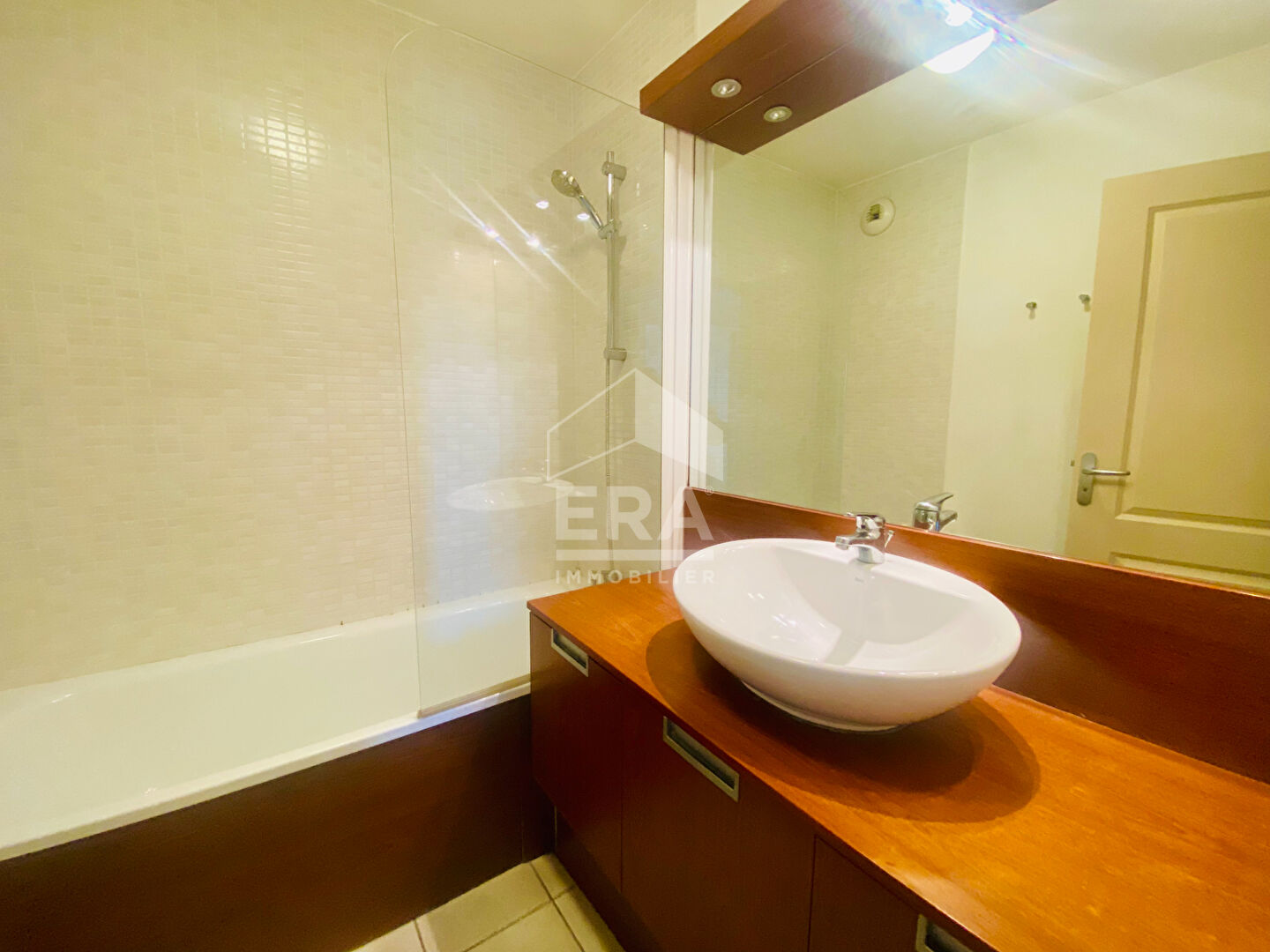 Photo Appartement Mandelieu La Napoule 2 pièce(s) 38 m2 RESIDENCE DE TOURISME image 6/6