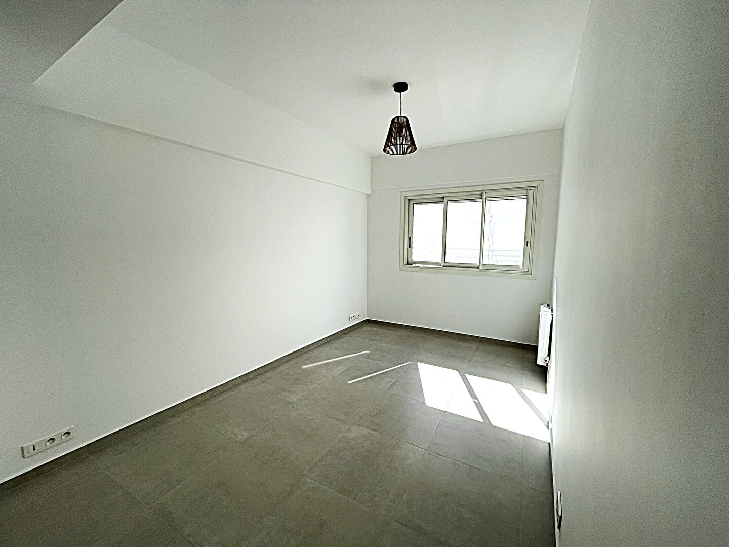 Photo Appartement Le Cannet 2 pièces rénover à neuf image 3/6