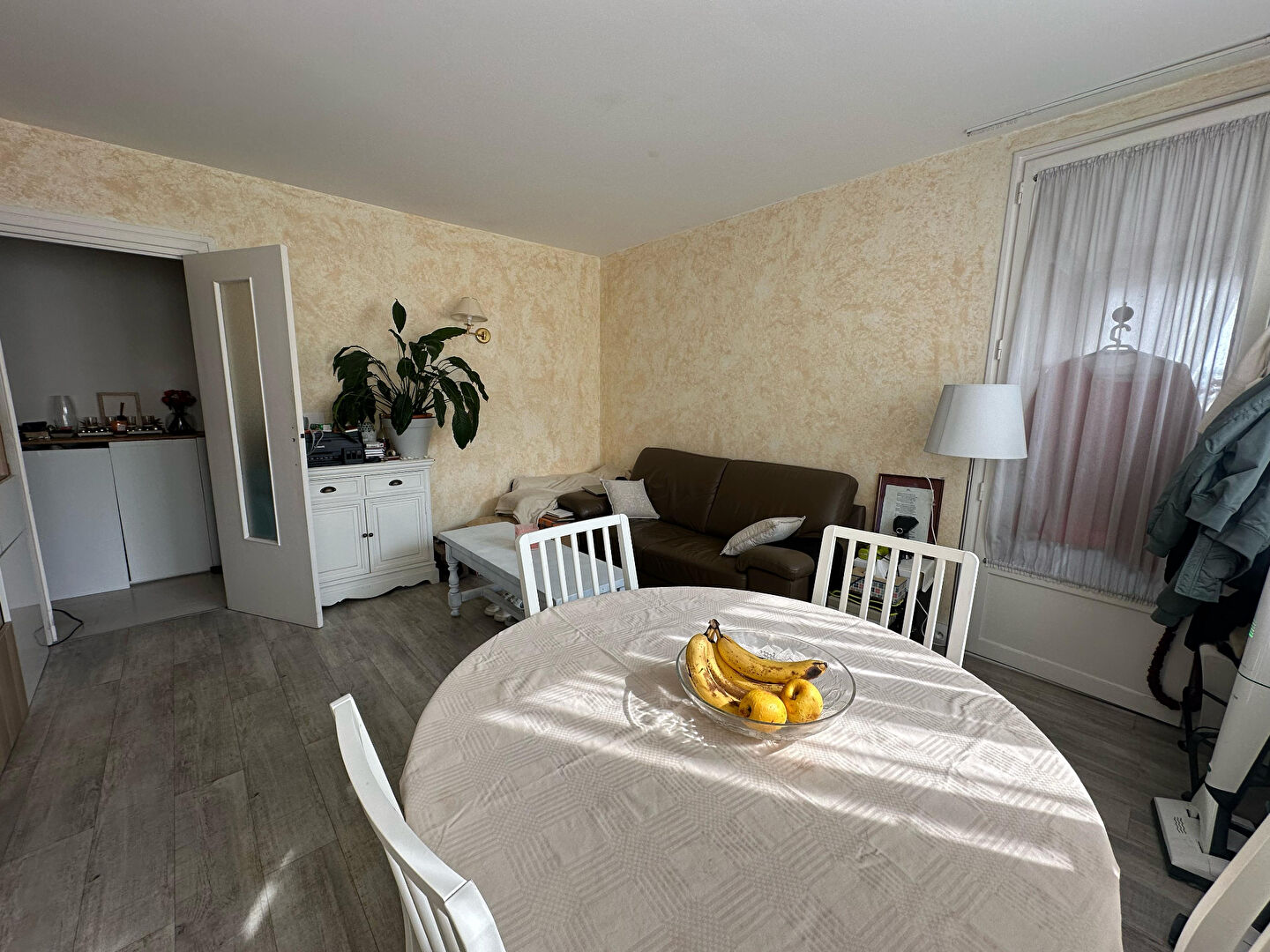 Photo Appartement Les Clayes Sous Bois 3 pièce(s) 64 m2 + BOX et cave image 2/6