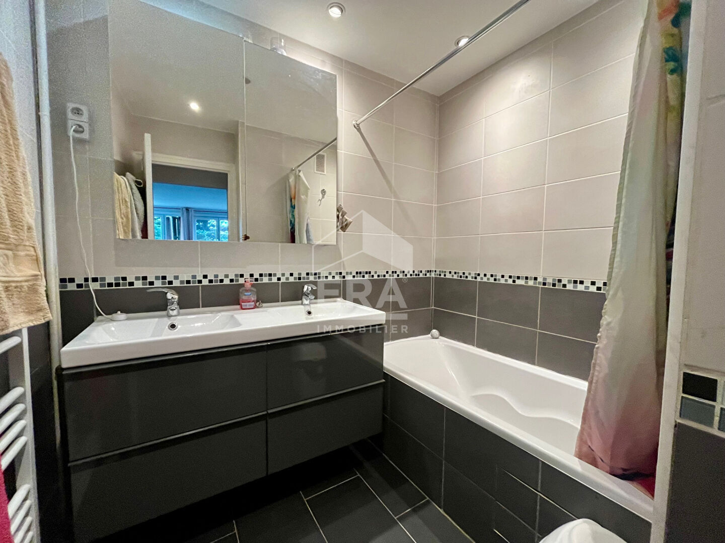 Photo Appartement 3 pièces à vendre - LES CLAYES SOUS BOIS image 5/6