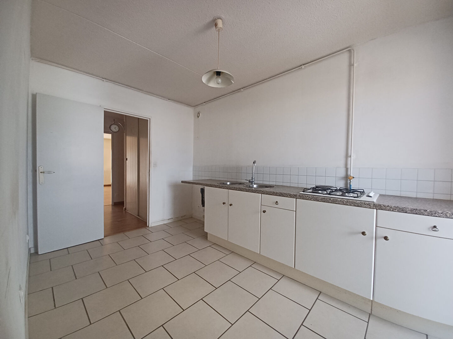 Photo 33000 BORDEAUX LE BOUSCAT - Appartement 3 pièces 68 m² A vendre . image 5/6