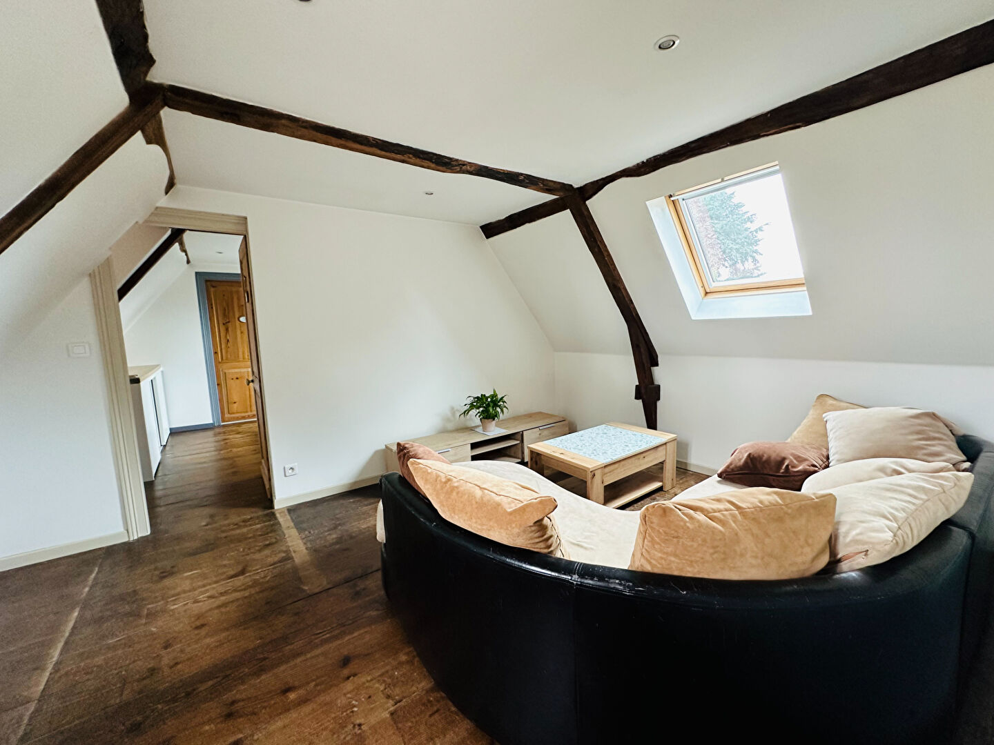 Photo Appartement T2 meuble image 1/5