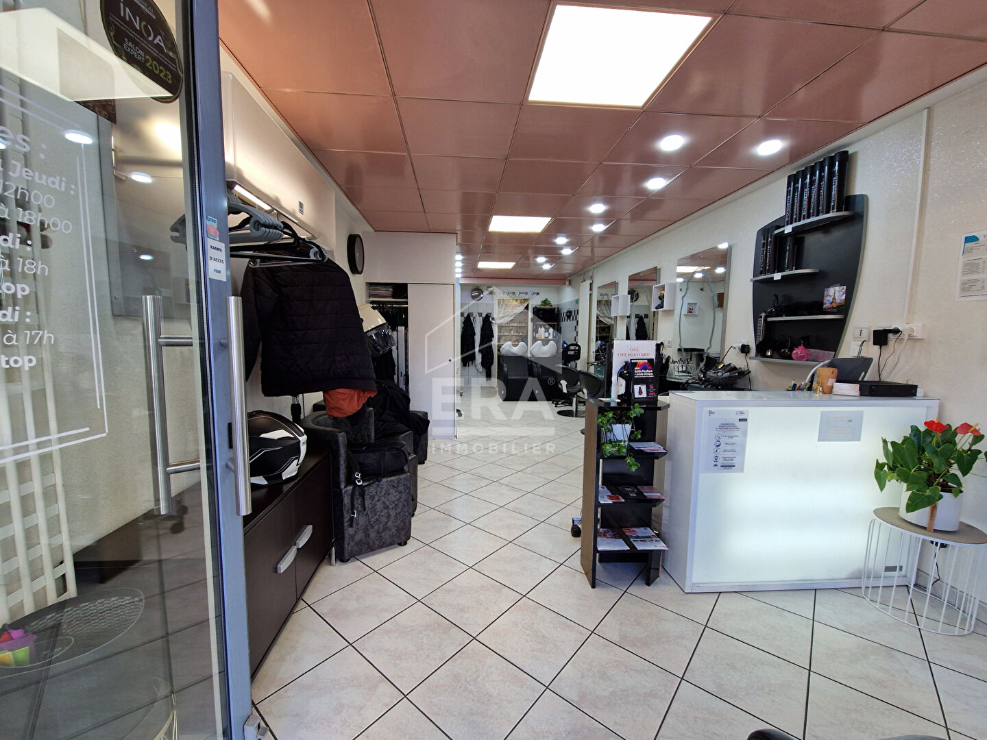 A vendre fonds de commerce + murs à Gap