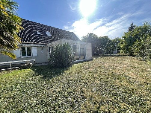 Photo Maison Les Chapelles Bourbon 9 pièce(s) 155 m2 image 1/6