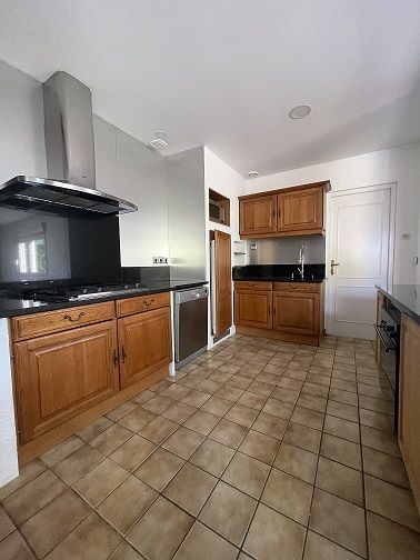 Photo Maison Les Chapelles Bourbon 9 pièce(s) 155 m2 image 4/6