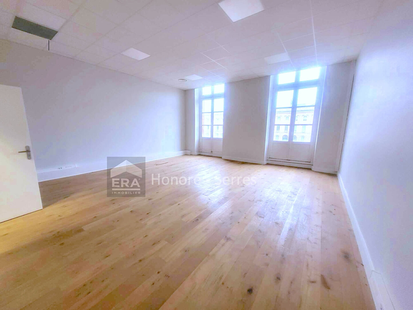 Photo APPARTEMENT 211m²   >> PLACE DU CAPITOLE >> Double destination image 4/4