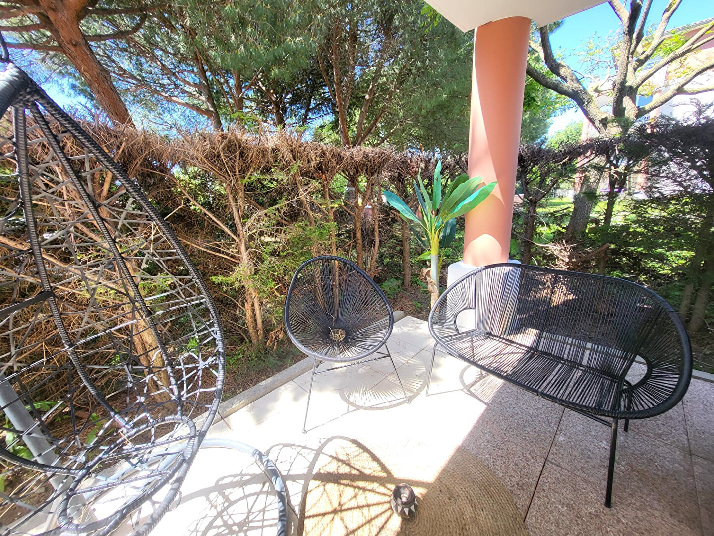 SUPERBE T3  design et moderne de 65 m2 >> BALMA