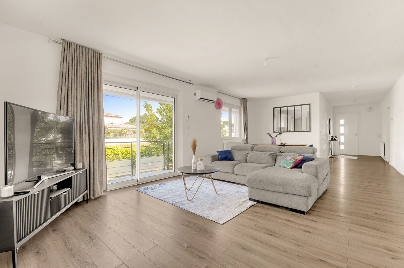 Maison familiale - Garage piscine et jardin ESCALQUENS