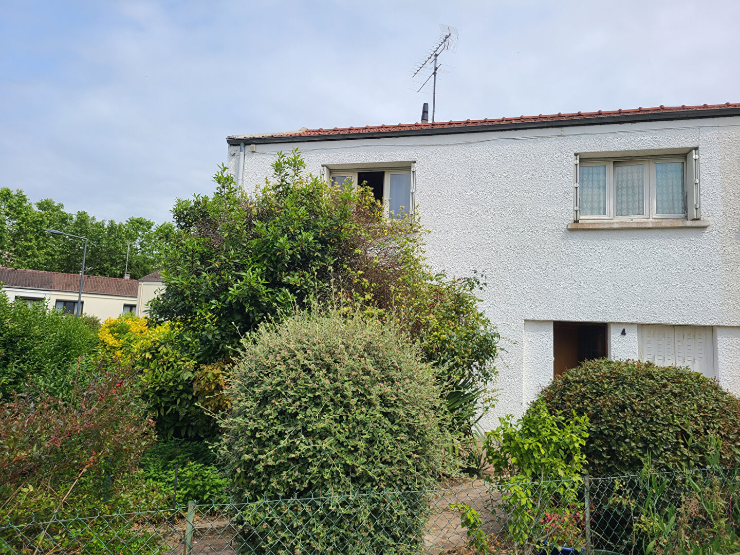 Photo Maison Fontenay Le Fleury 94 m2 image 2/6