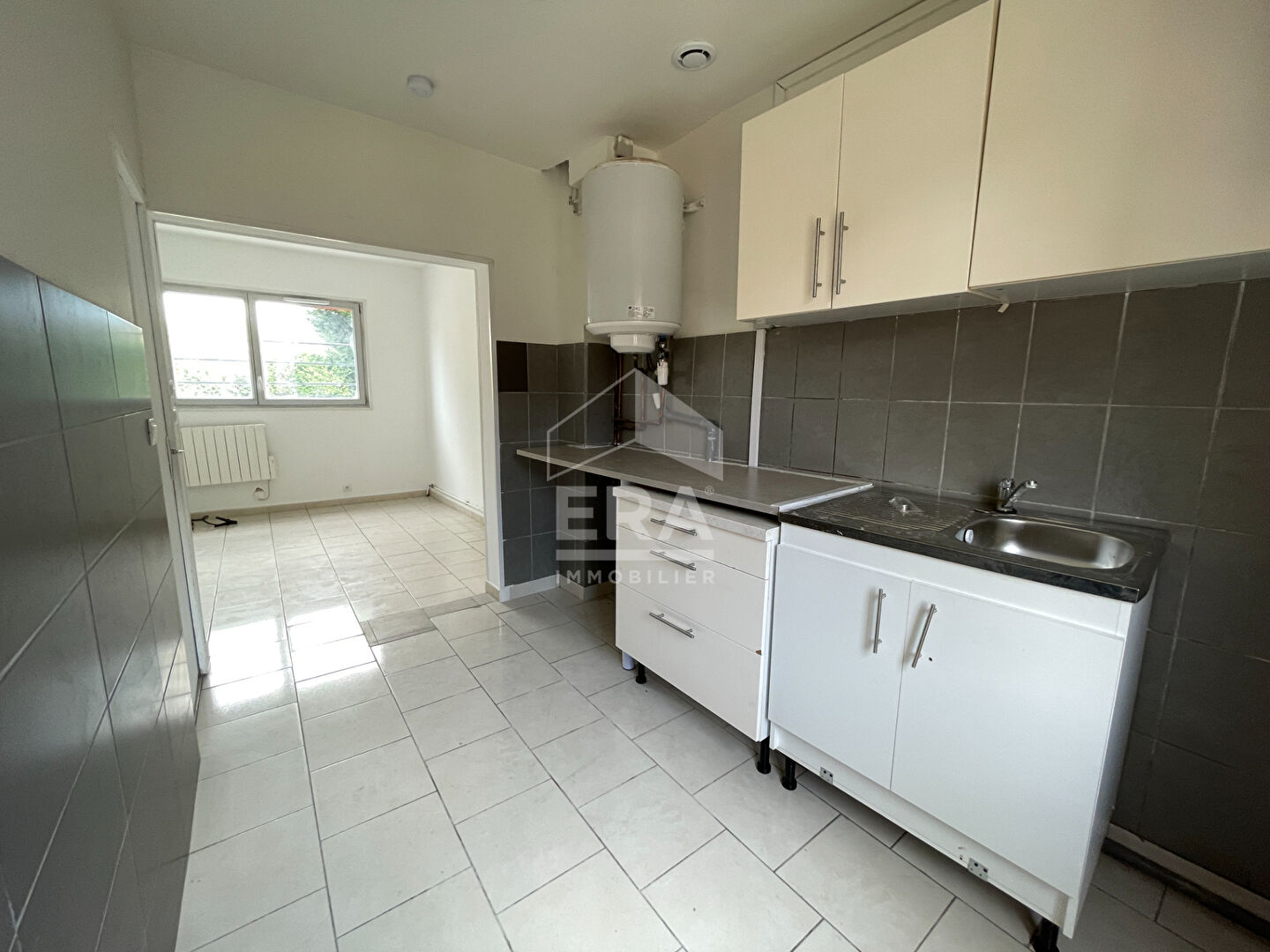 Photo Maison Tergnier 5 pièce(s) 90 m2  avec studio indépendant image 3/6