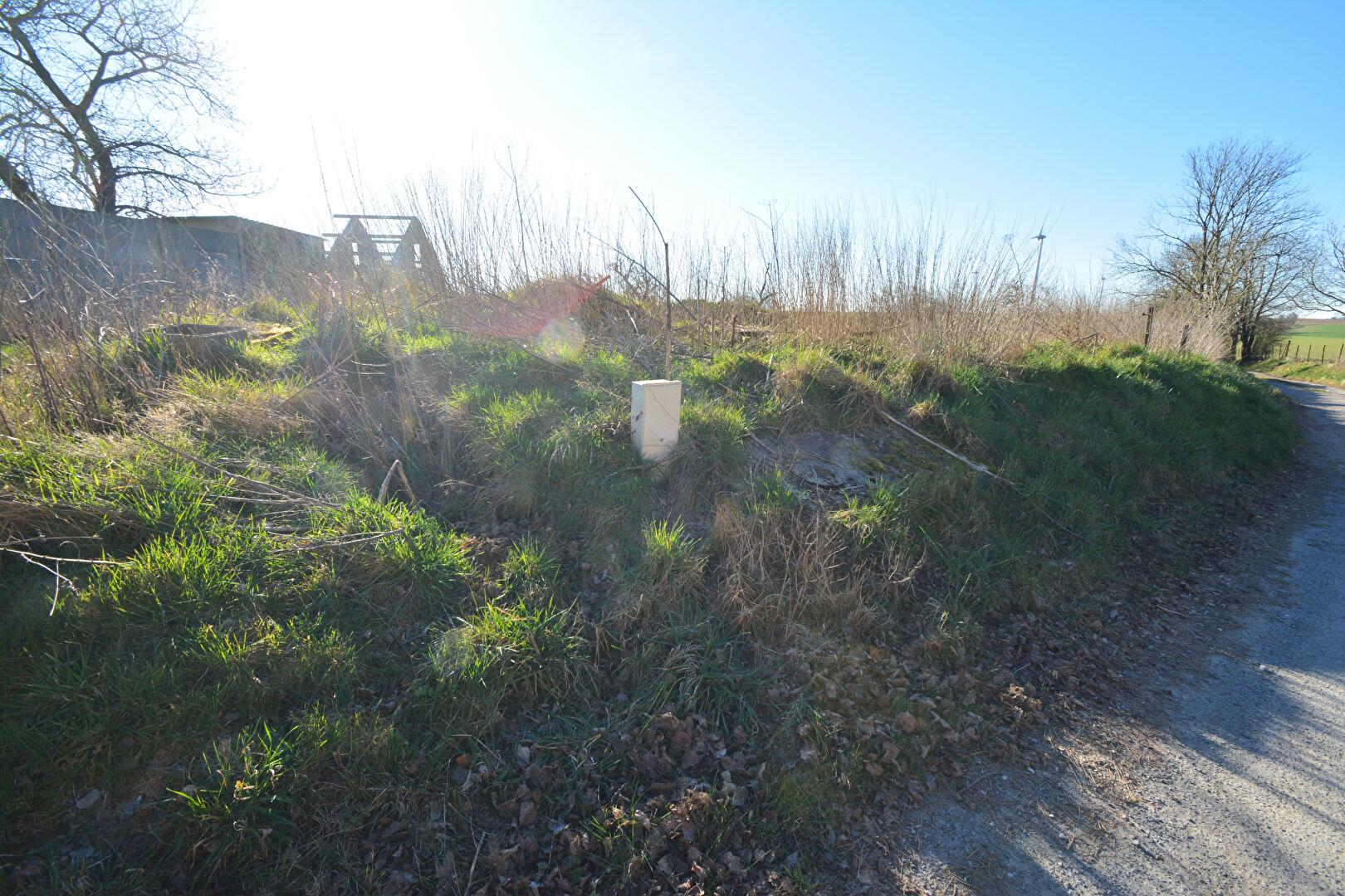 Photo BRANCOURT LE GRANDE Terrain à batir 1000 m2 viabilisé avec dalle de fondation existante image 4/5