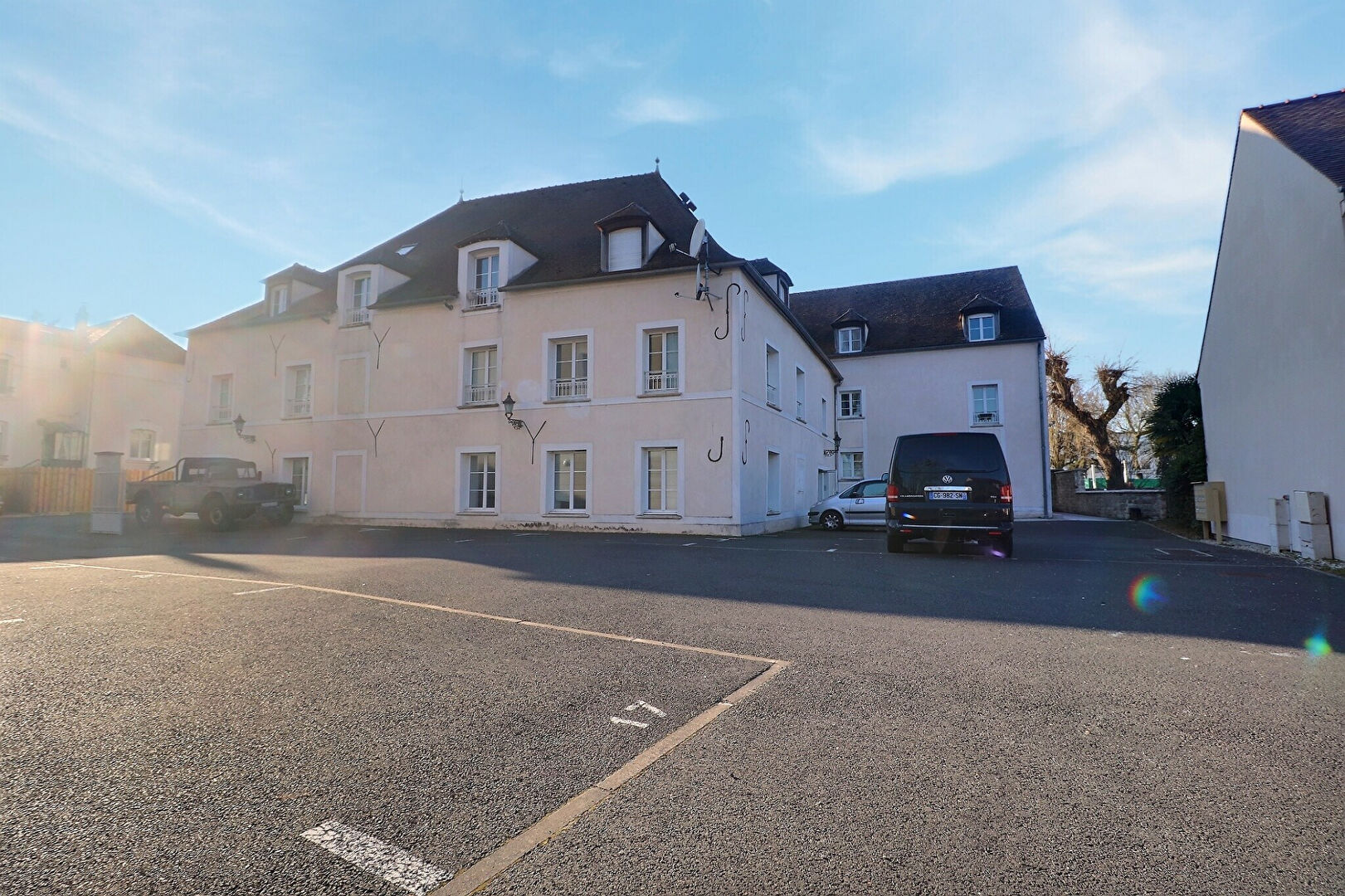 Immeuble à Vendre à Etampes 1200 m2