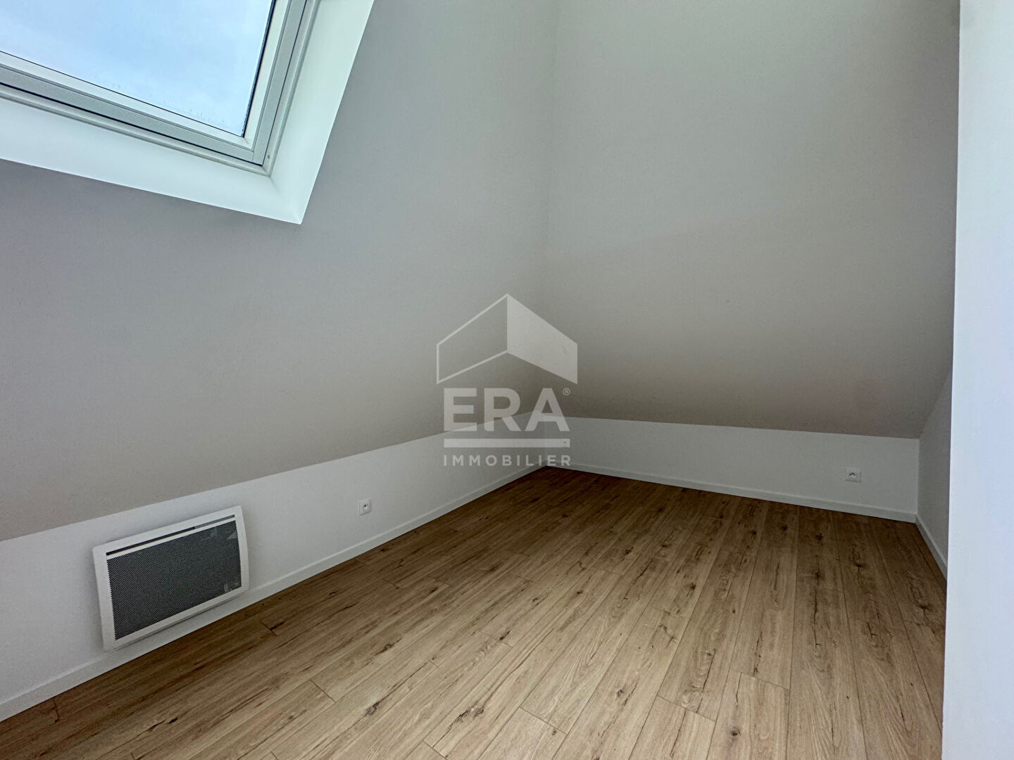 Photo Appartement à vendre type F2 neuf avec 40m2 au sol idéal investisseur image 4/5