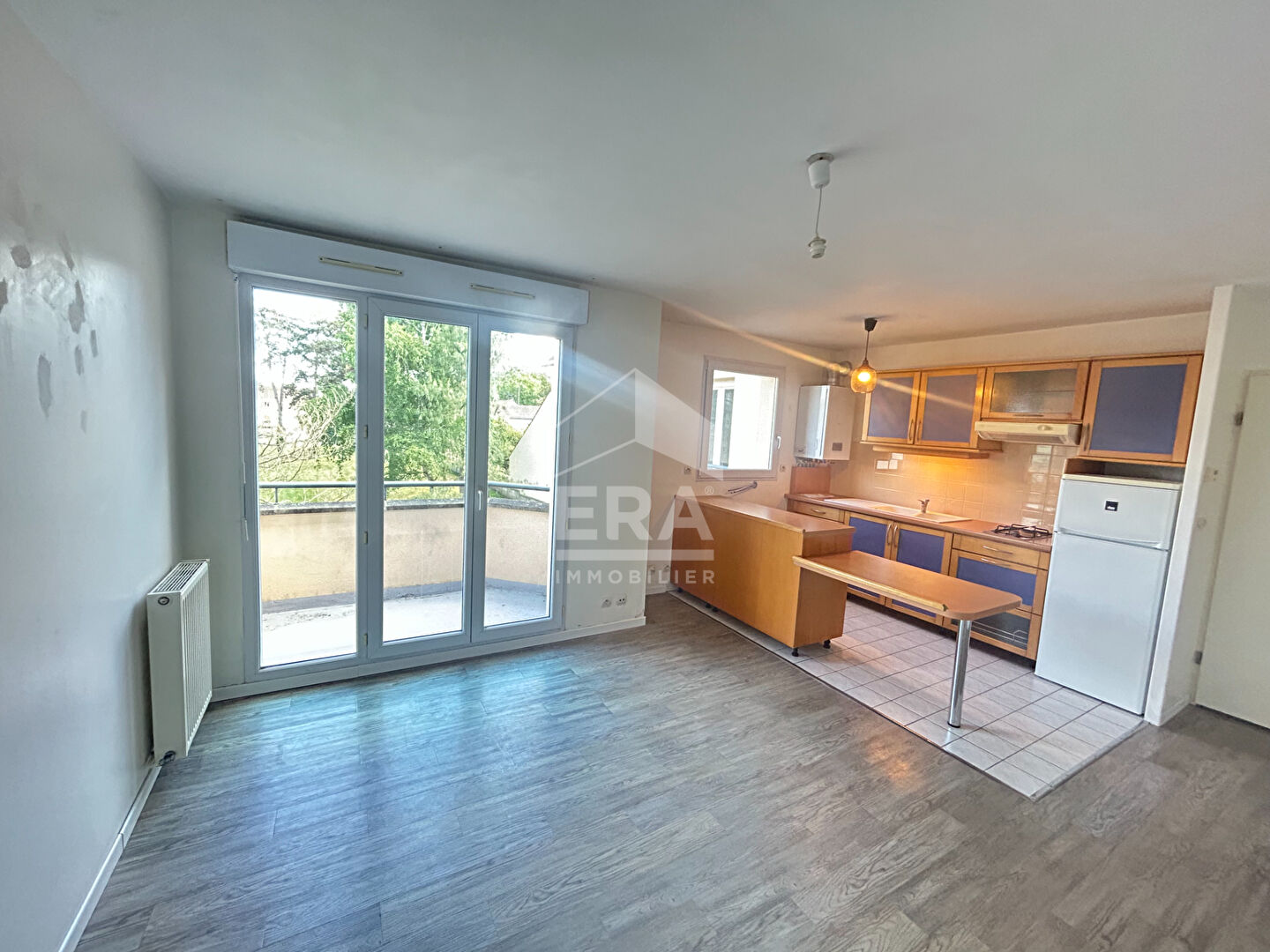 Appartement 2 pièces 46 m² avec balcon centre ville DOURDAN
