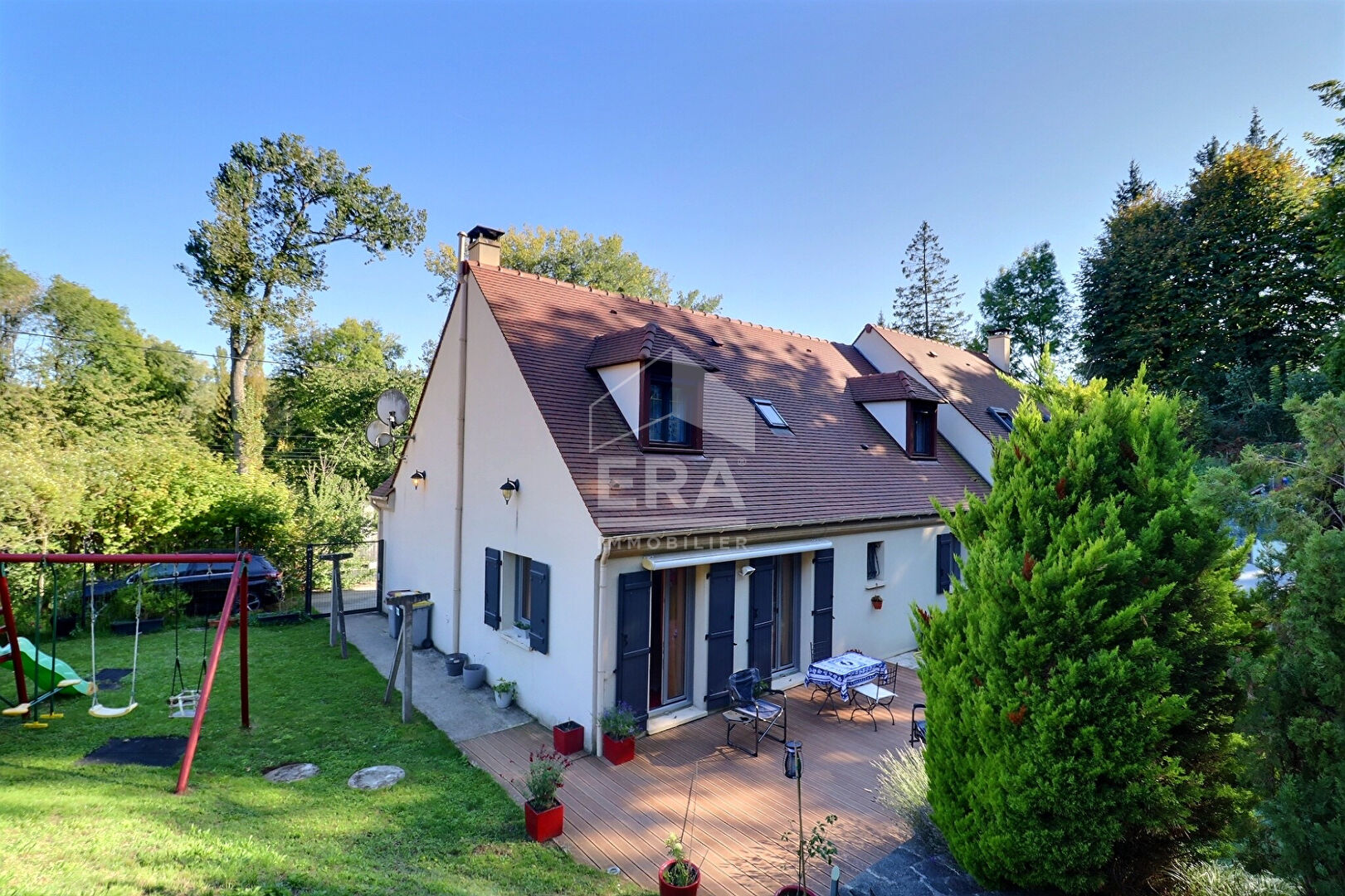 Maison familiale à vendre à Chalo Saint Mars