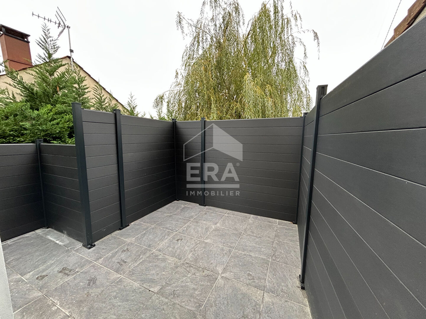 Studio entièrement rénové centre ville d'étampes 91150