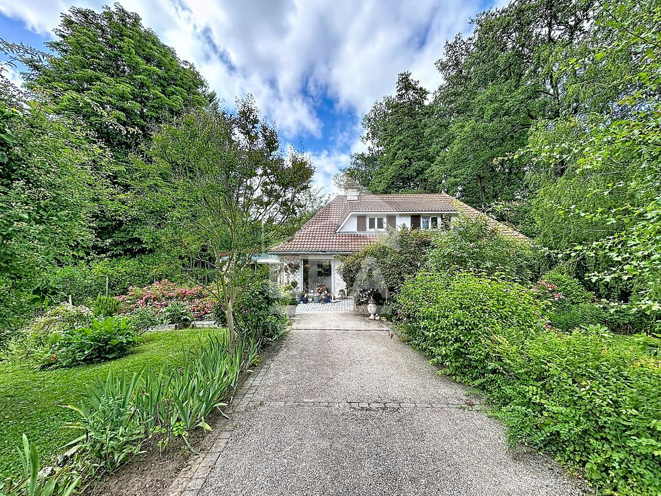A VENDRE GUILLERVAL 91690 MAISON DE CARACTERE 205M2 avec 2445m2