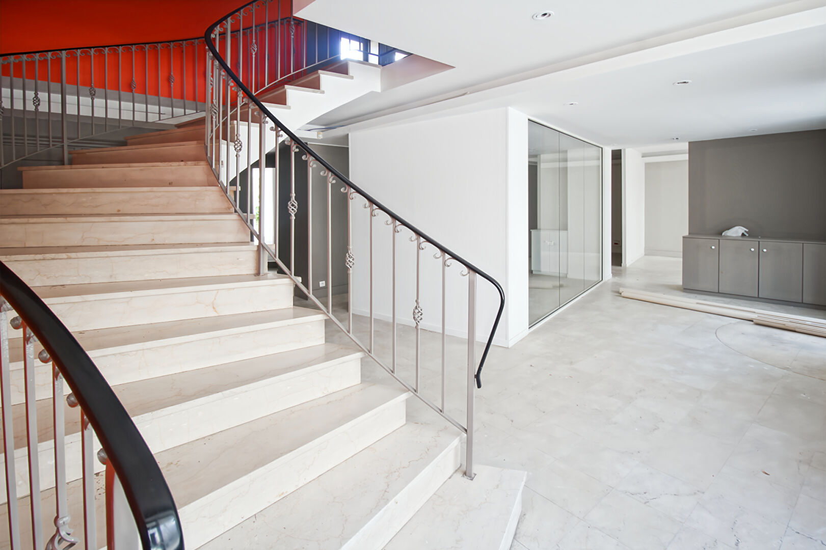 Photo Immeuble commercial Melun 260 m2 image 4/6