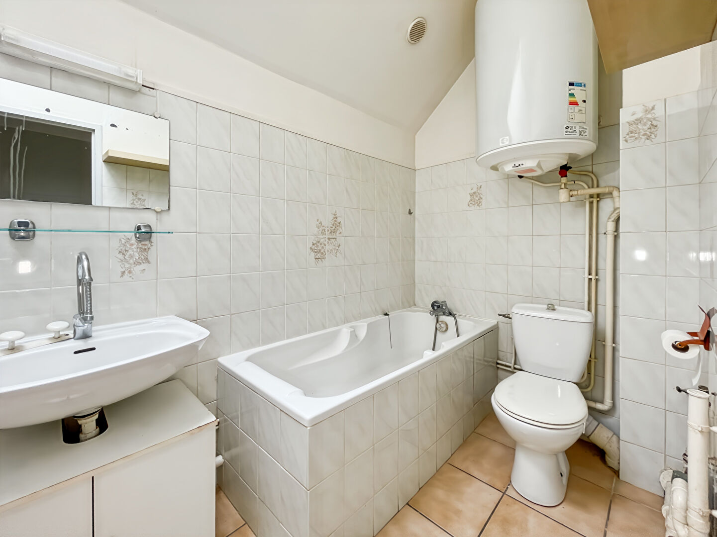 Photo EXCLUSIVITÉ - Maison en pierre avec box et parking à Dammarie-les-Lys image 6/6