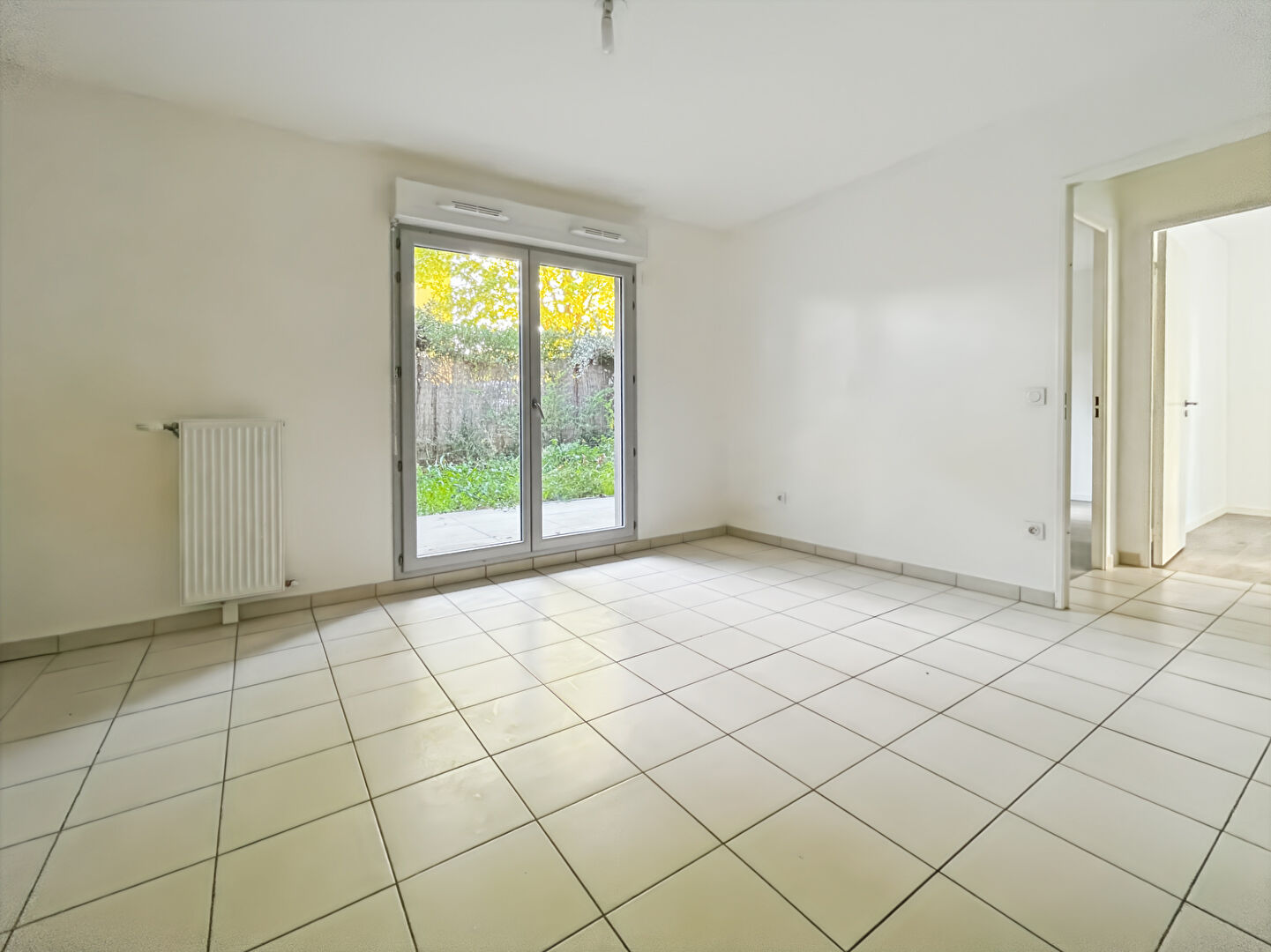Appartement Melun 3 pièce(s) avec jardin