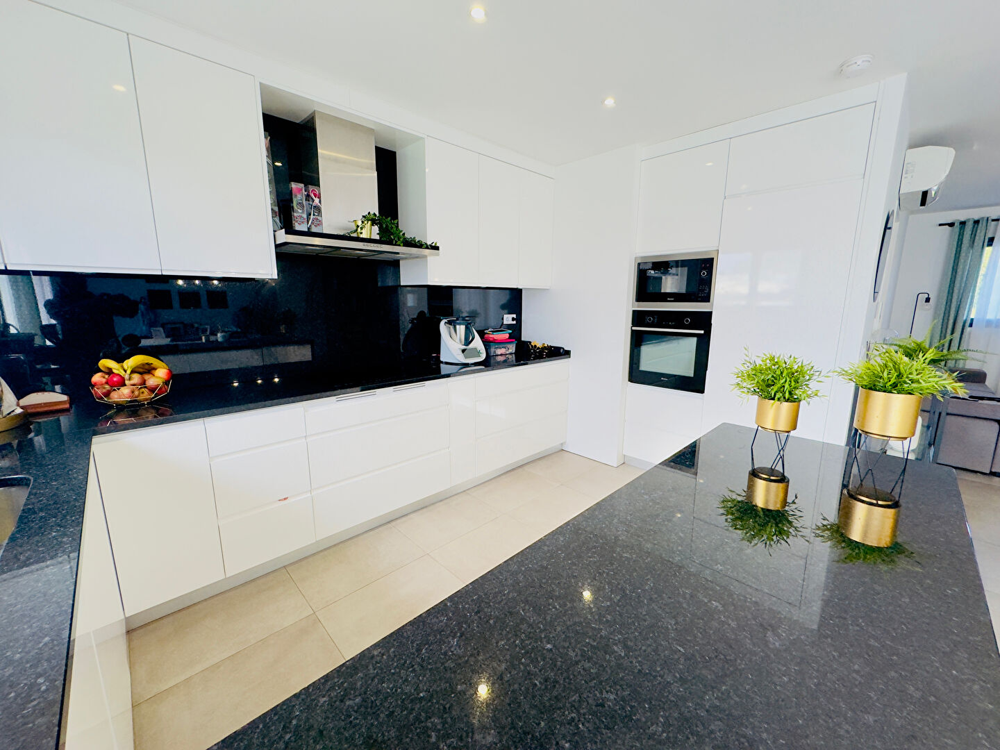 Photo Belle maison récente de plain pied de 2019 sous garantie. image 3/6