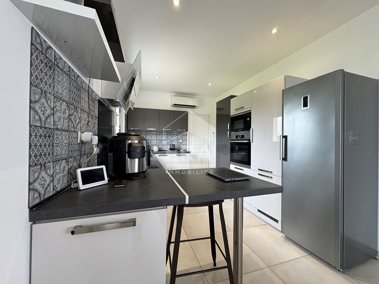 Photo A vendre à 5 min du centre ville de PERIGUEUX, très jolie Maison neuve type 4 avec garage et terrain clos. image 3/6